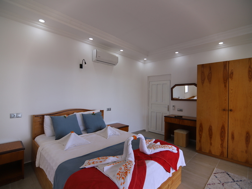  gece  -  Kasım
  | Kalkan Ordu'da Romantik Tatil: Jakuzili ve Özel Havuzlu Villa